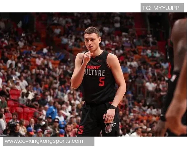 约维奇成为2022届新秀中第五位提前续约球员12号秀与状元最高可达5年287亿 约维奇成为2022届新秀中第五位提前续约球员12号秀与状元最高可达5年287亿