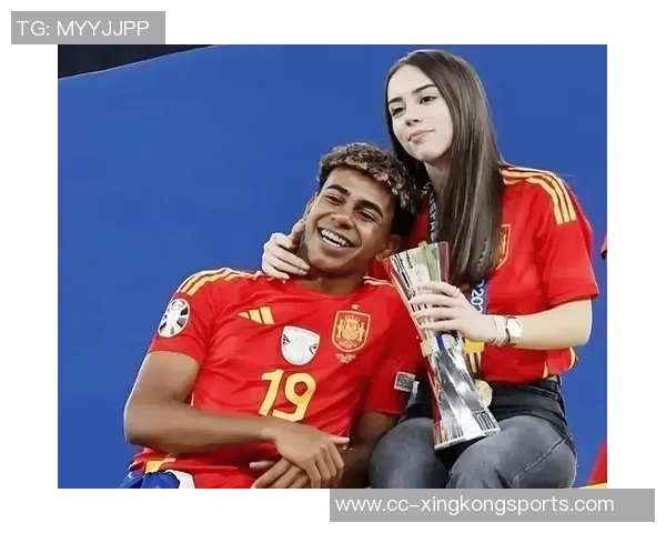 亚马尔与女友克罗地亚度假五分钟直升机之旅女友竟然晕机