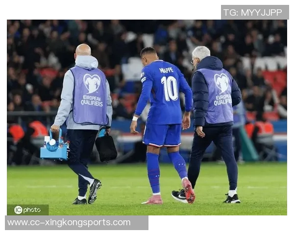 姆巴佩因脚踝不适提前归队将返回皇马进行详细检查 姆巴佩因脚踝不适提前归队将返回皇马进行详细检查