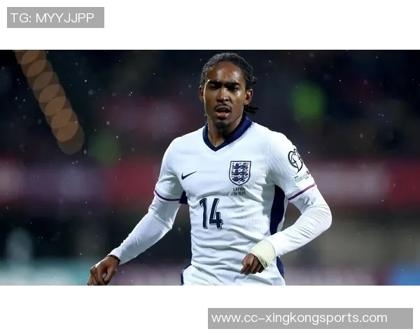 斯彭斯赛后冷落弗兰克图赫尔强调国脚应遵守行为规范 斯彭斯赛后冷落弗兰克图赫尔强调国脚应遵守行为规范